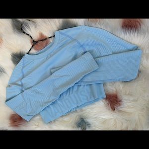 Vanquish Long-sleeve Crop!